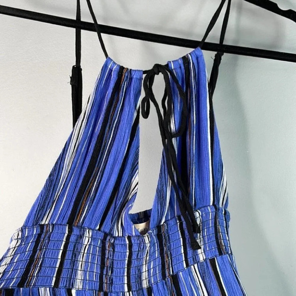 BAND OF GYPSIES Maxi Dress Blue Stripe Plisse Tied Deep V Smock Bohemian M - Picture 2 of 10